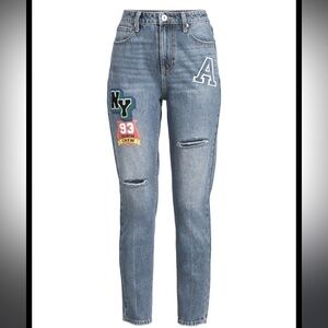 No Boundaries Mom Jeans distressed with patches Size 15